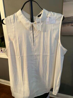 Ann Taylor XL Cream Sleeveless Top NWT